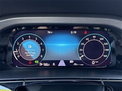 Used 2025 Volkswagen Atlas Cross Sport SE image 34