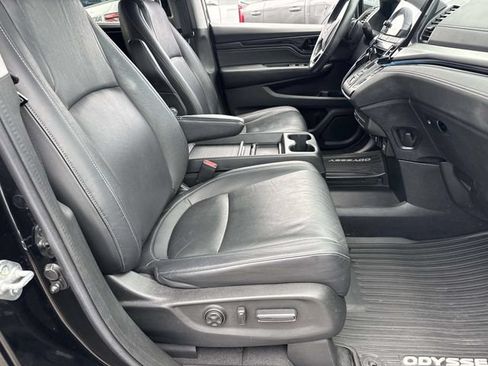 Used 2022 Honda Odyssey Touring image 11