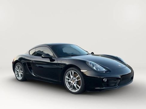 Used 2016 Porsche Cayman image 1