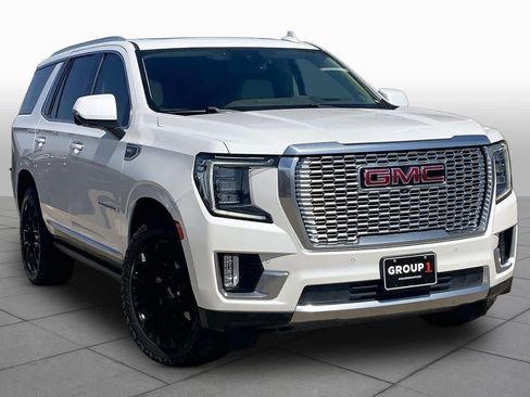 Used 2023 GMC Yukon Denali AWD/4WD image 3