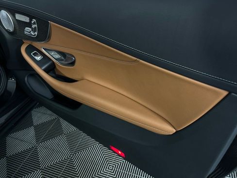 Used 2023 Mercedes-Benz C 300 Coupe image 31