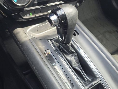 Used 2019 Honda HR-V LX image 28