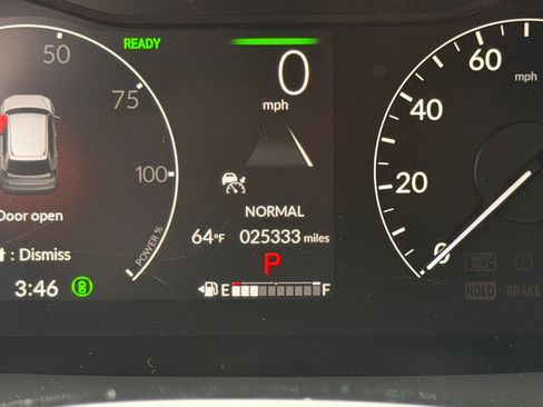 Used 2025 Honda CR-V Sport Touring image 22