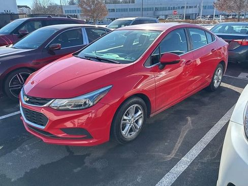 Used 2016 Chevrolet Cruze LT image 19