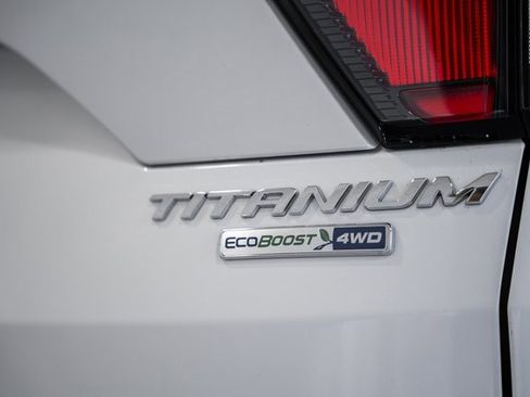 Used 2018 Ford Escape Titanium w/ Ford Safe & Smart Package image 7