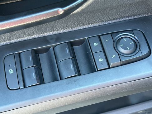 New 2025 Toyota Tacoma SR5 image 14