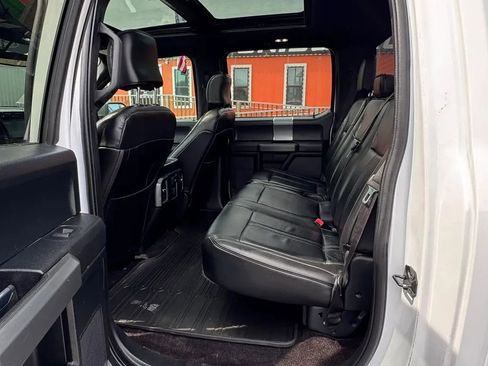 Used 2016 Ford F150 XLT w/ Equipment Group 302A Luxury image 8