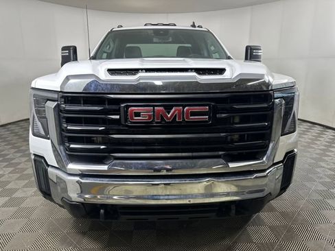 Used 2024 GMC Sierra 2500 Pro image 8