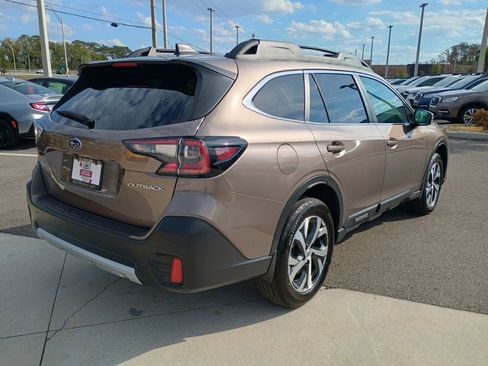 Certified 2021 Subaru Outback Limited w/ Popular Package #2 image 5