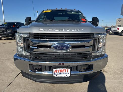 Used 2017 Ford F350 XLT image 25