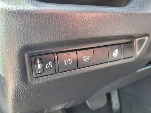 Used 2021 Toyota RAV4 XLE w/ XLE Grade Weather Package FWD image 19