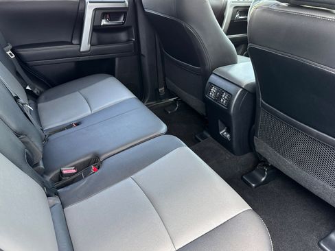 Used 2021 Toyota 4Runner SR5 Premium w/ Moonroof Package AWD/4WD image 33