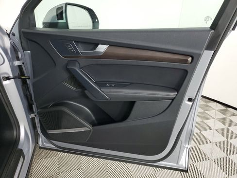 Certified 2024 Audi Q5 2.0T Premium Plus image 25