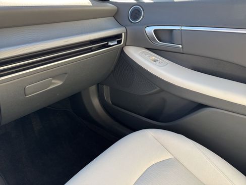 Certified 2024 Hyundai Sonata SEL image 28