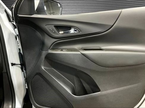 Used 2024 Chevrolet Equinox LT w/ LPO, Cargo Package FWD image 20