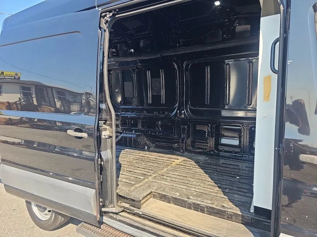 Used 2018 Ford Transit 350 148 High Roof RWD image 19