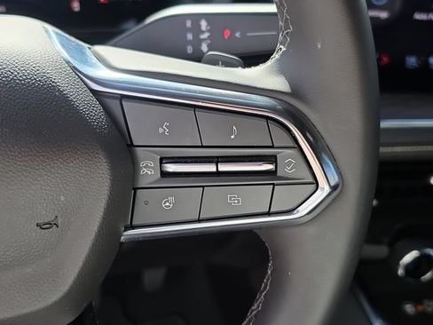 Used 2025 Chevrolet Tahoe Premier RWD image 34