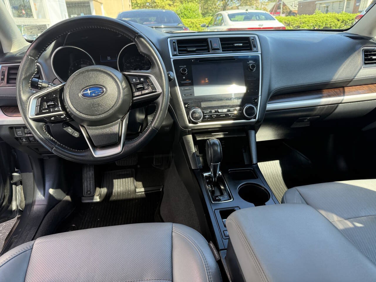 Used 2018 Subaru Outback 2.5i Limited AWD/4WD image 11