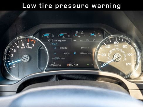 Used 2019 Ford F150 Platinum w/ Equipment Group 701A Luxury image 14