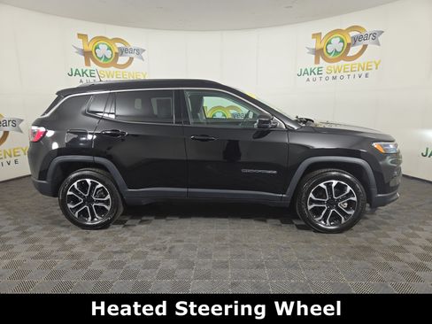 Used 2022 Jeep Compass Limited AWD/4WD image 11