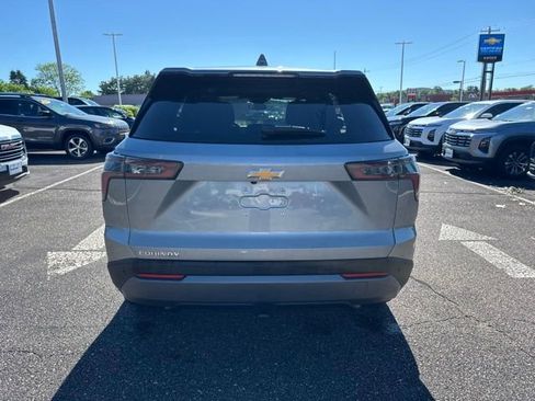 Used 2026 Chevrolet Equinox LT FWD image 6