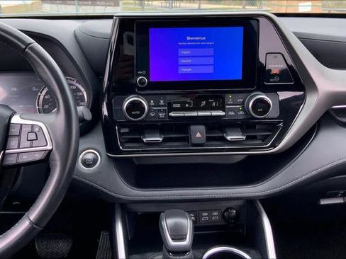 Certified 2024 Toyota Highlander LE image 7