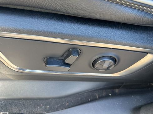 Used 2019 RAM 1500 Limited AWD/4WD image 12