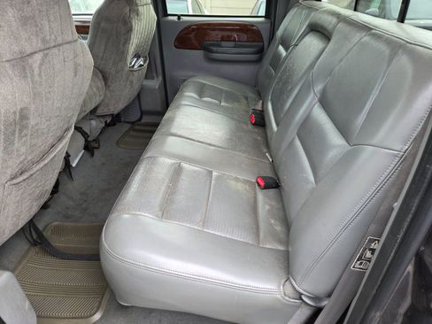 Used 2003 Ford F250 XLT image 9