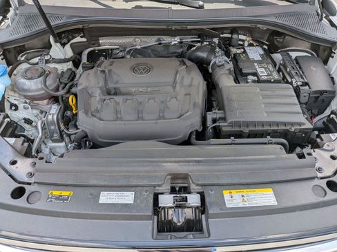 Used 2024 Volkswagen Tiguan SE AWD/4WD image 51
