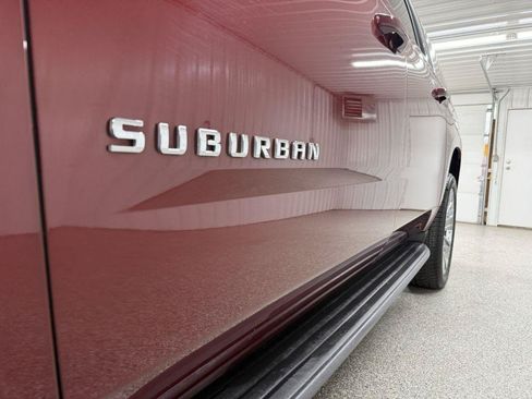 Used 2017 Chevrolet Suburban LS AWD/4WD image 9
