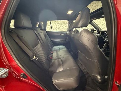 Used 2023 Toyota Corolla Cross XSE w/ Convenience Package image 11