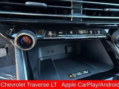 Used 2025 Chevrolet Traverse LT AWD/4WD image 14