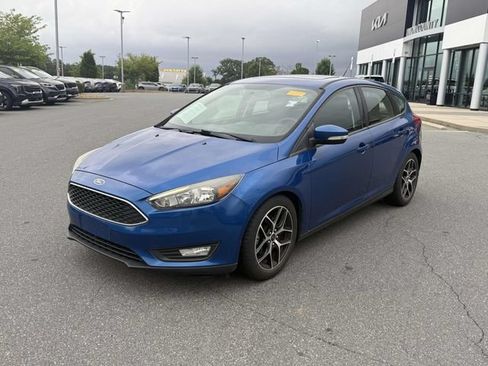 Used 2018 Ford Focus SEL FWD image 1