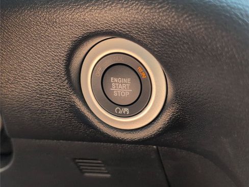 New 2027 Chrysler Pacifica LX FWD image 26