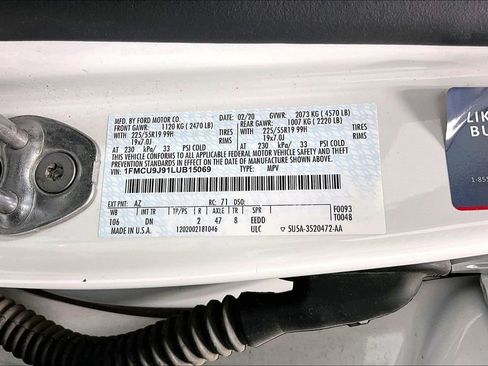 Used 2020 Ford Escape Titanium image 41