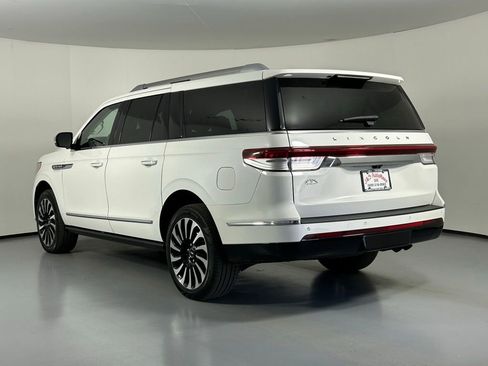 Used 2022 Lincoln Navigator L Black Label AWD/4WD image 5