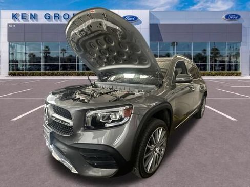 Used 2021 Mercedes-Benz GLB 250 image 4