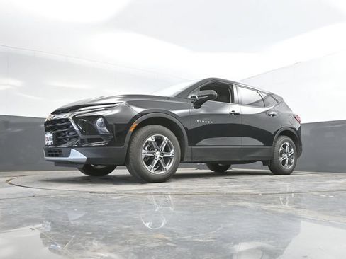 Used 2025 Chevrolet Blazer LT FWD image 51