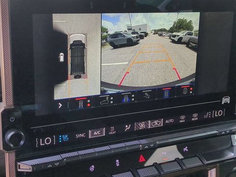 Used 2025 GMC Hummer EV 3X AWD/4WD image 15