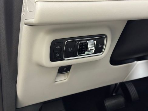 New 2026 Lincoln Nautilus Premier w/ Equipment Group 102A AWD/4WD image 26