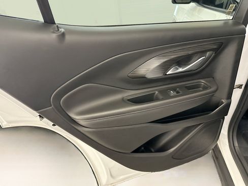 Used 2022 GMC Terrain SLT image 27