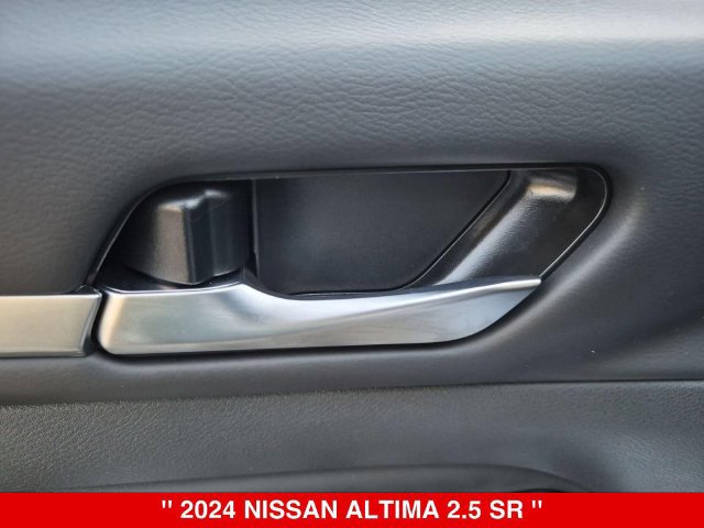 Certified 2024 Nissan Altima 2.5 SR FWD image 13