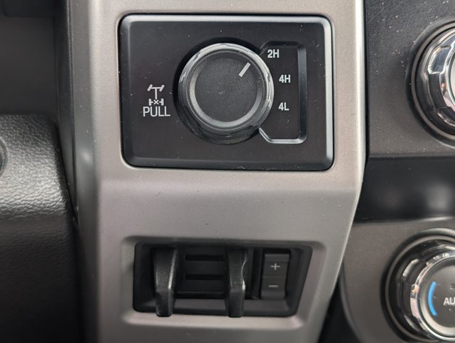 Used 2021 Ford F250 Lariat w/ Lariat Ultimate Package AWD/4WD image 23