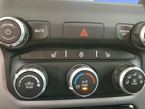 Used 2023 RAM 1500 Big Horn image 37