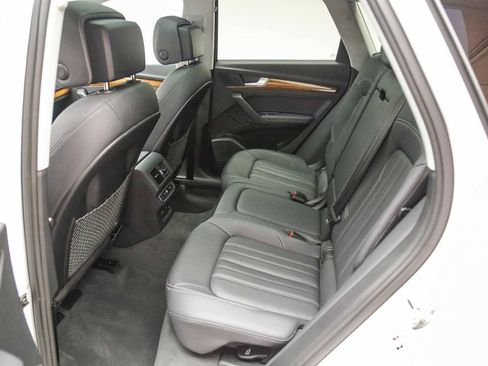 Certified 2023 Audi Q5 2.0T Premium Plus w/ Premium Plus Package AWD/4WD image 20