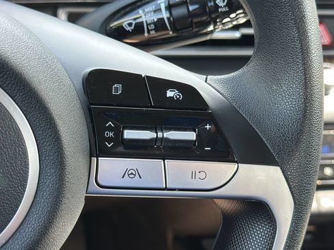 Certified 2024 Hyundai Elantra SEL FWD image 27