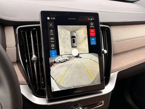 New 2026 Volvo XC90 B5 Plus image 31