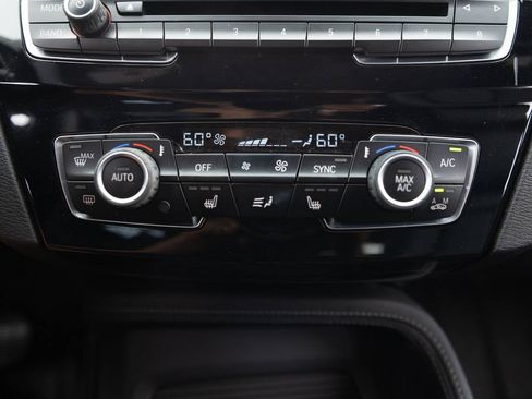 Used 2017 BMW X1 sDrive28i FWD image 32