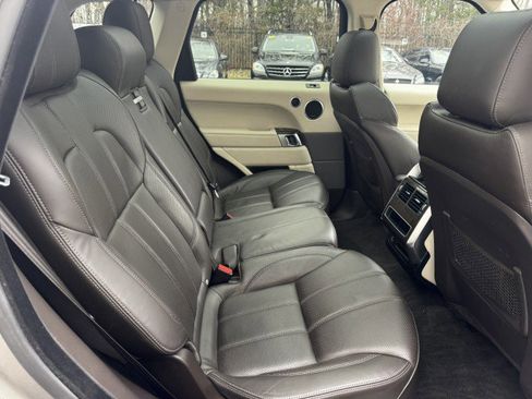 Used 2017 Land Rover Range Rover Sport Supercharged image 19