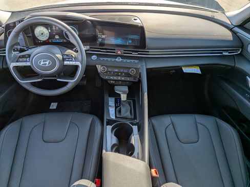 New 2026 Hyundai Elantra Limited image 21